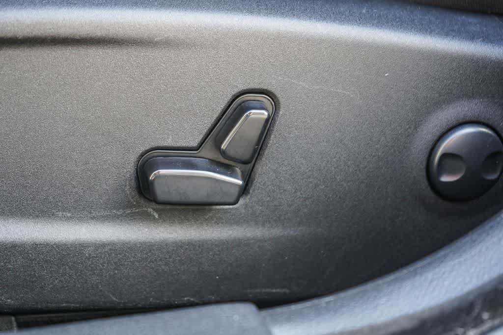 Used 2023 Dodge Charger SXT RWD image 20