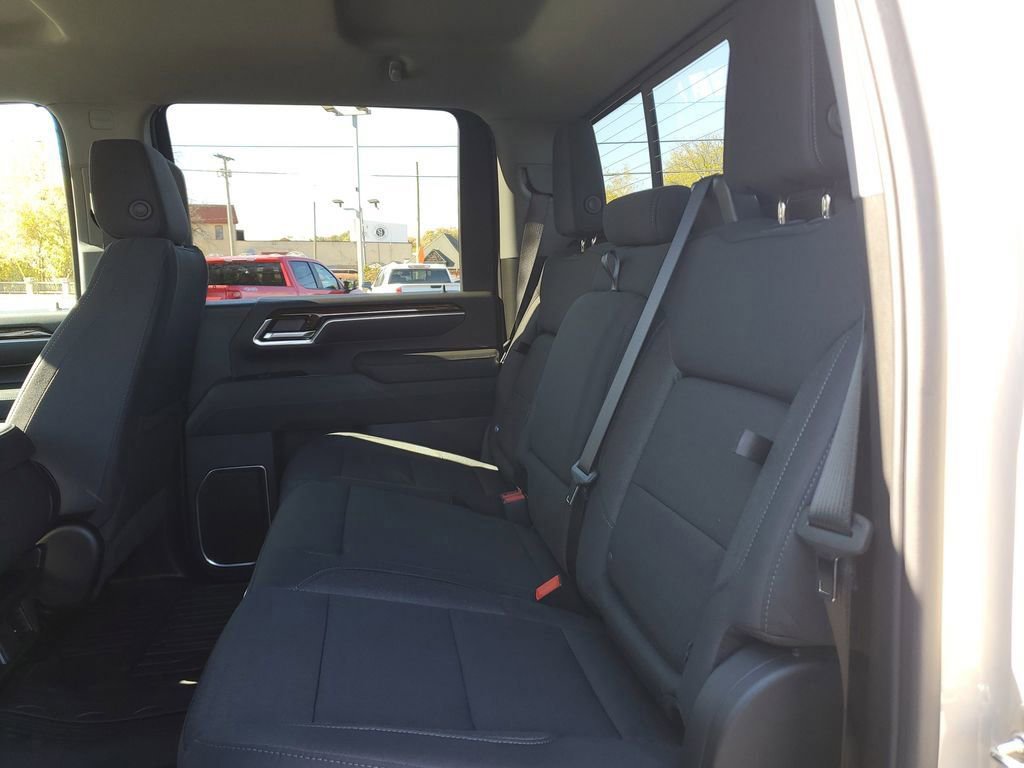 New 2026 GMC Sierra 2500 SLE w/ SLE Value Package; image 9