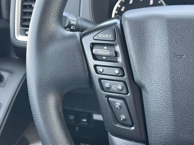 Used 2023 Nissan Frontier SV image 25