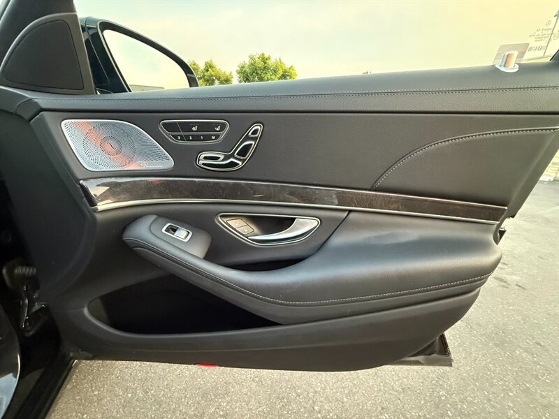 Used 2018 Mercedes-Benz S 450 Sedan image 38