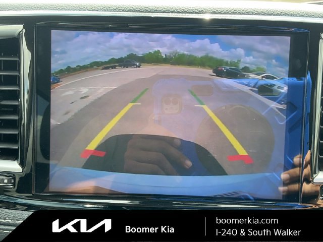 Used 2023 Chrysler Pacifica Touring-L FWD image 24