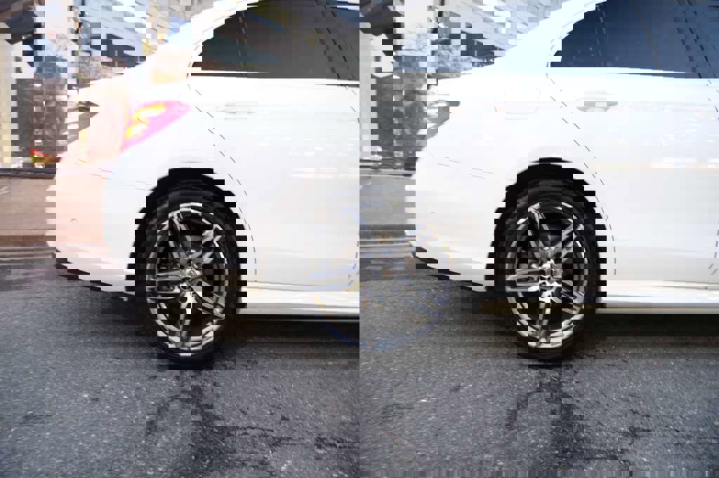 Used 2019 Mercedes-Benz E 300 4MATIC w/ Premium 1 Package image 12