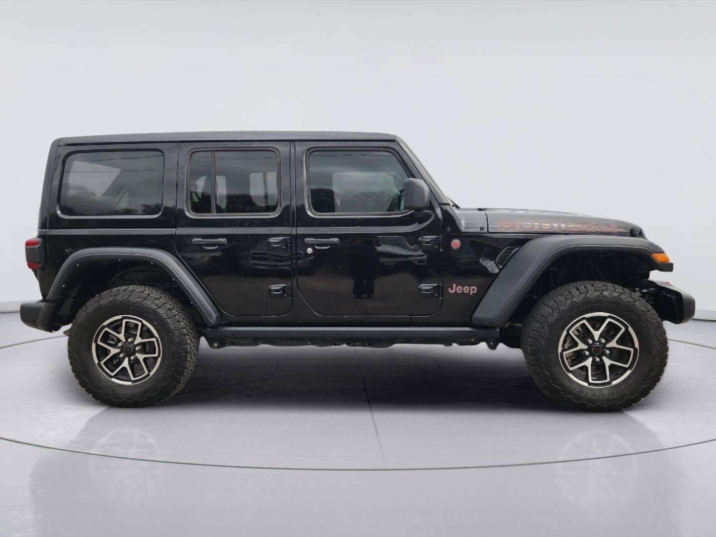 Used 2024 Jeep Wrangler Unlimited Rubicon w/ Technology Group AWD/4WD image 4