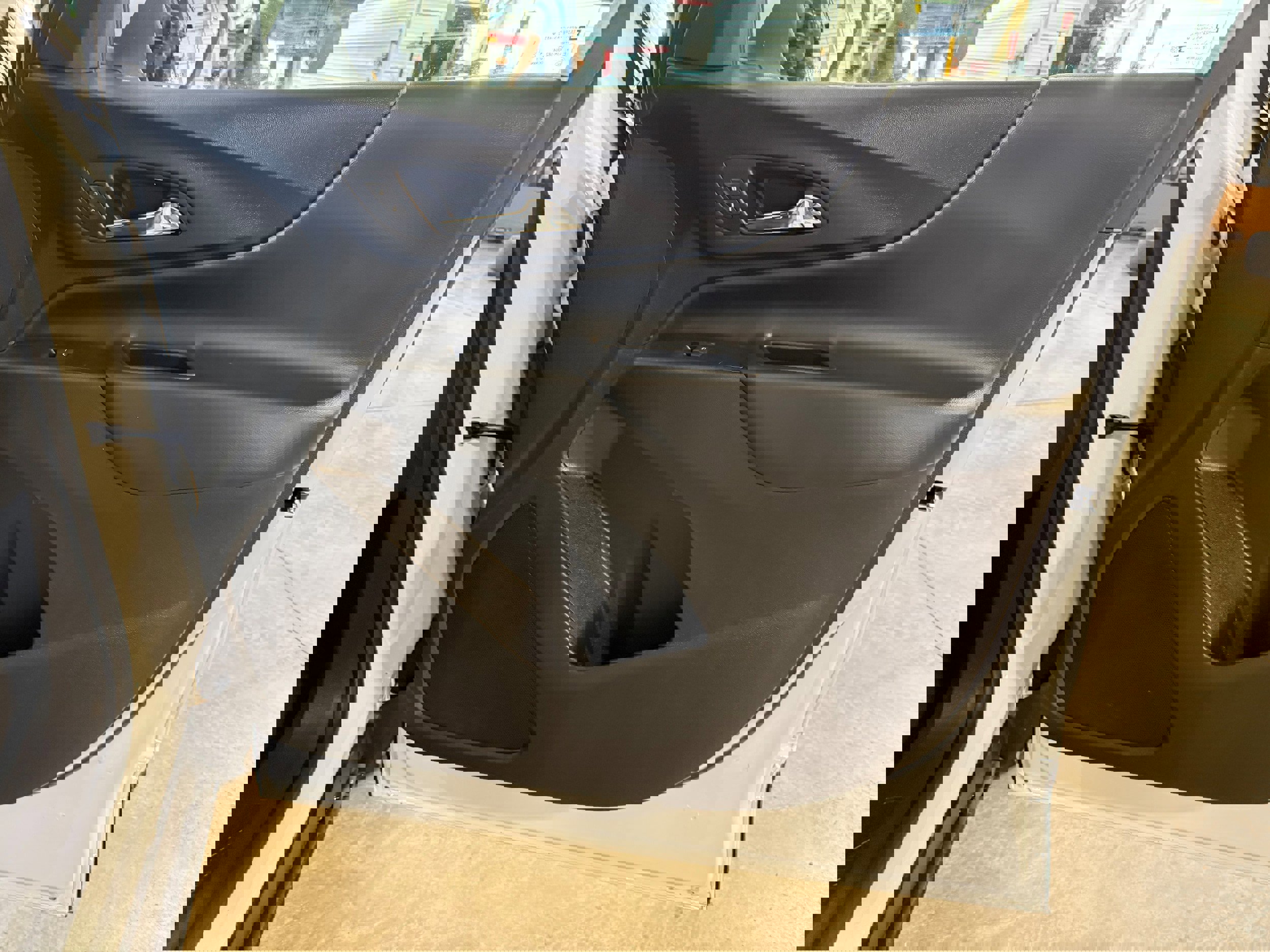 Used 2022 Chevrolet Equinox LT image 4