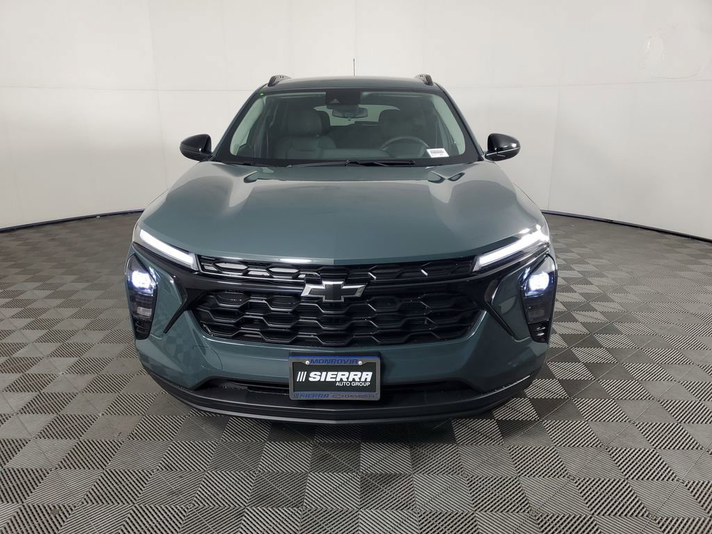 New 2026 Chevrolet Trax LT w/ Midnight Edition image 9