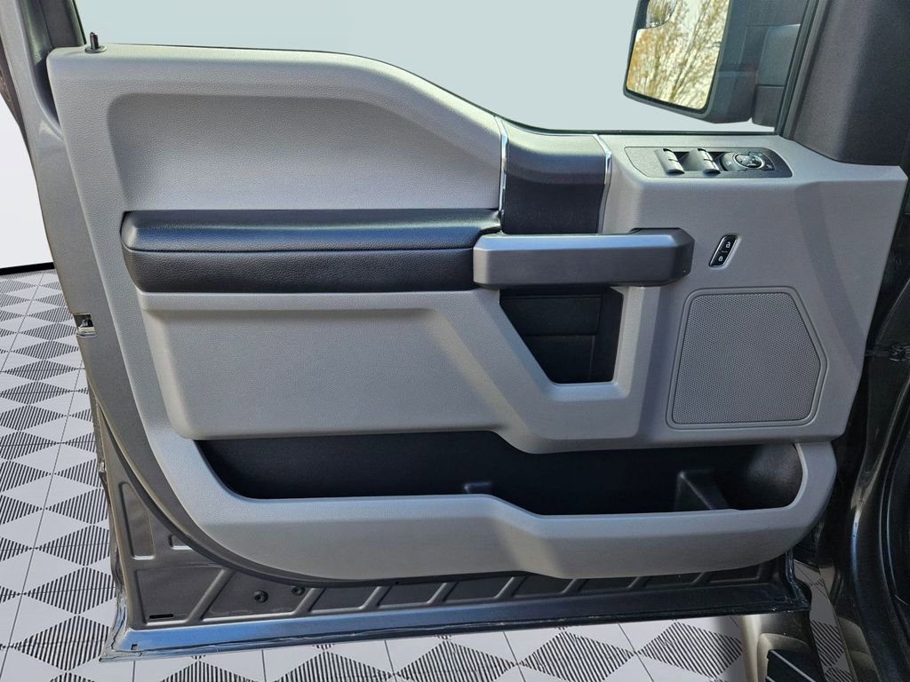 Used 2020 Ford F150 XLT w/ Equipment Group 301A Mid AWD/4WD image 10