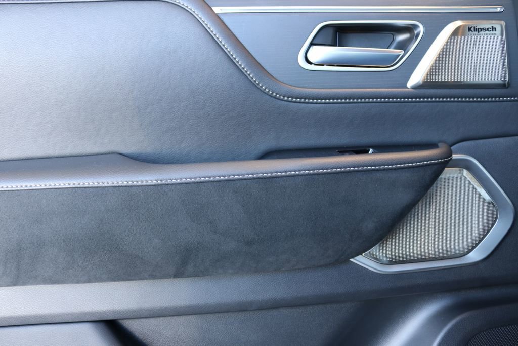 Certified 2025 INFINITI QX80 Sensory image 25