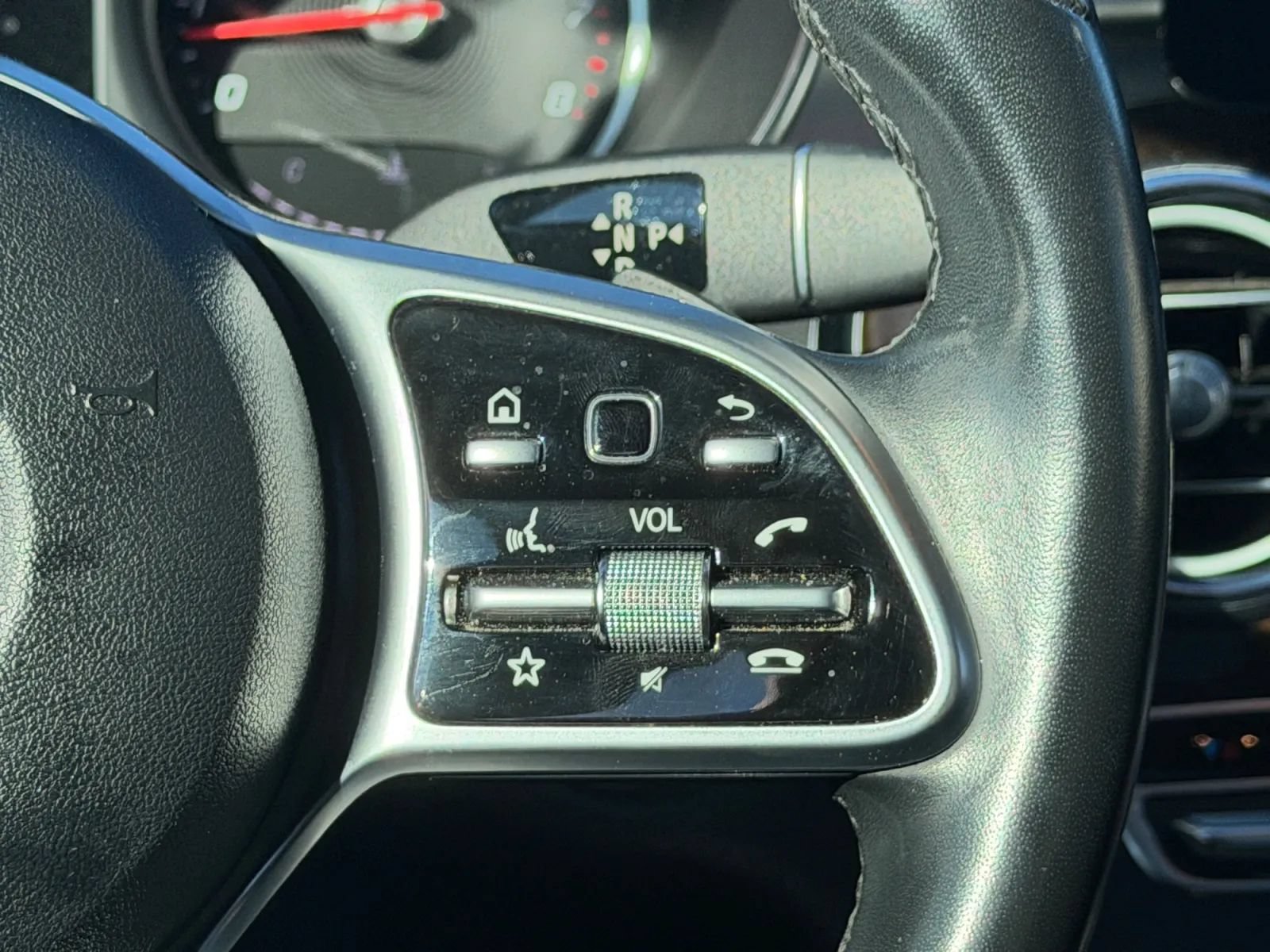 Used 2019 Mercedes-Benz C 300 4MATIC Sedan image 21