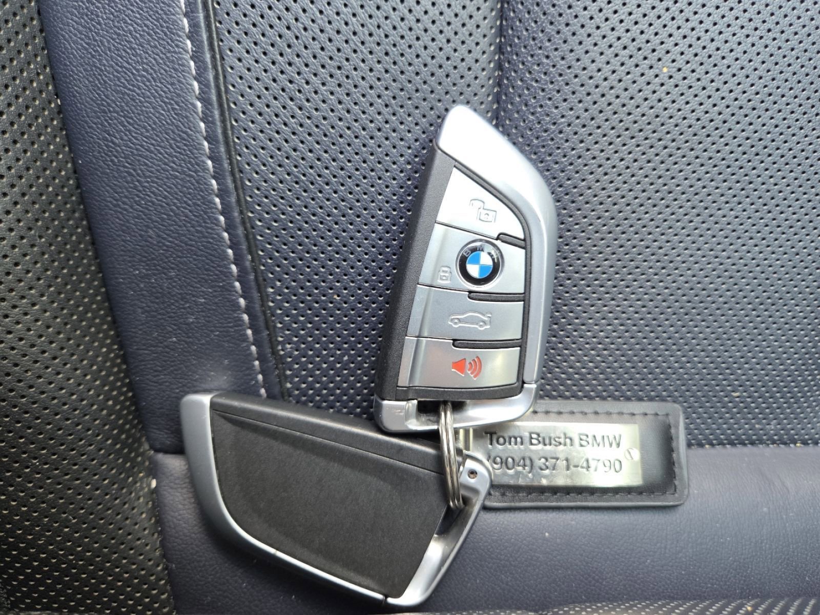 Used 2020 BMW 840i Convertible w/ M Sport Package RWD image 37