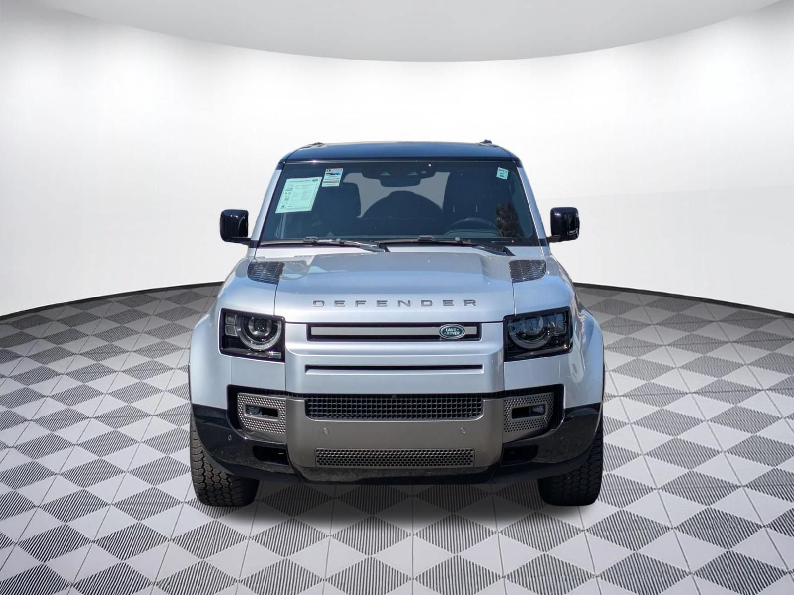 Used 2021 Land Rover Defender 110 X-Dynamic HSE AWD/4WD image 8