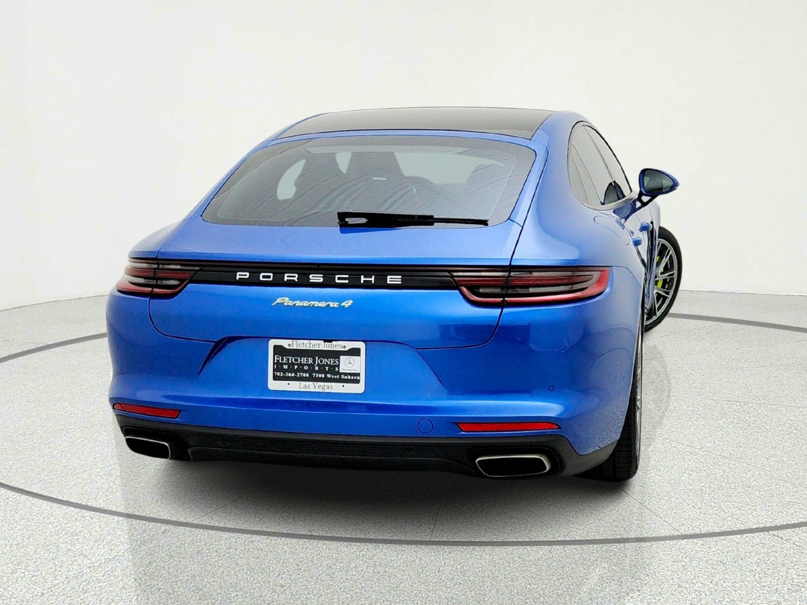 Used 2018 Porsche Panamera 4 AWD/4WD image 10