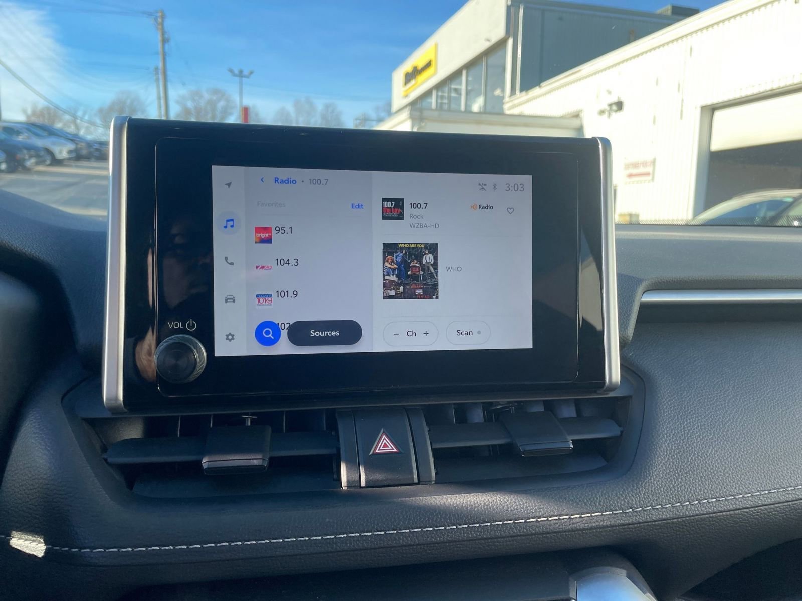 Used 2025 Toyota RAV4 LE image 21