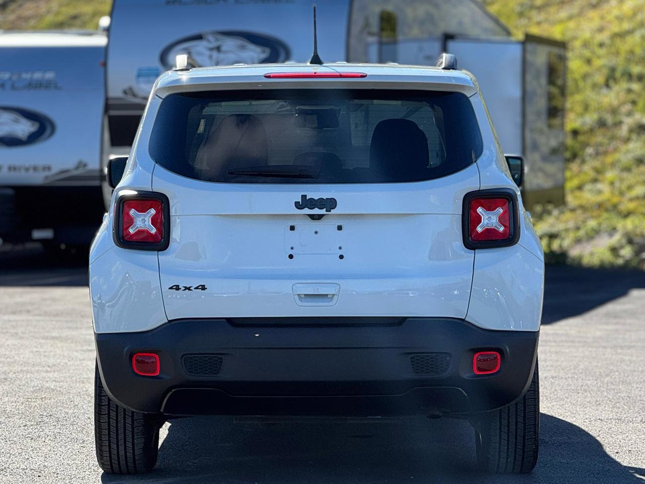 Used 2019 Jeep Renegade Altitude w/ Quick Order Package 2XM image 6