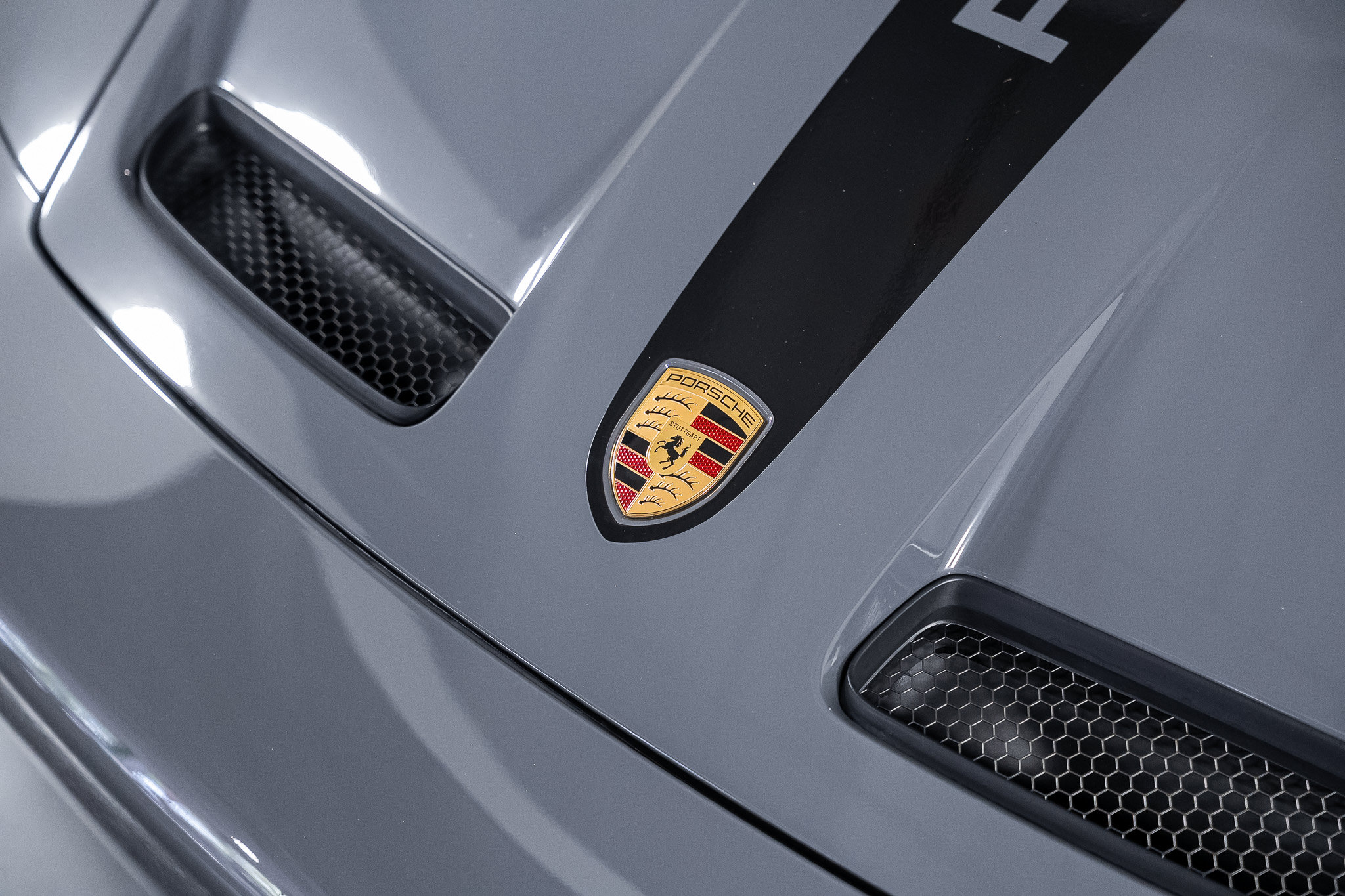 Used 2025 Porsche 911 GT3 RWD image 9