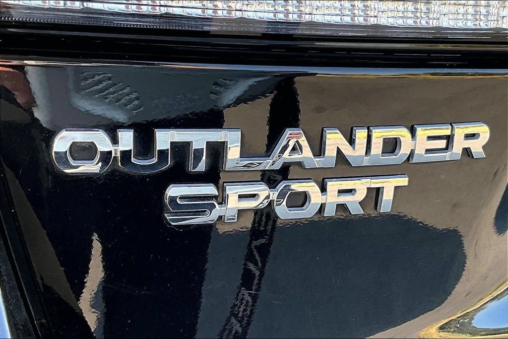 Used 2024 Mitsubishi Outlander Sport SE AWD/4WD image 8