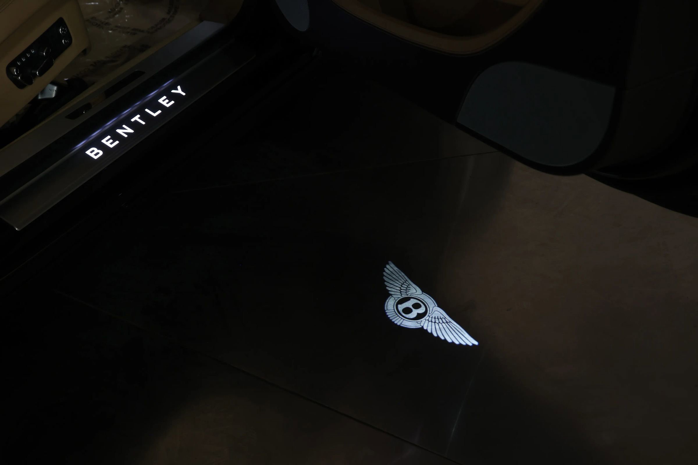 Used 2021 Bentley Continental GT image 96