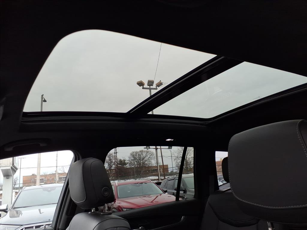 Certified 2024 Cadillac XT6 Premium Luxury w/ LPO, Floor Liner Package image 28