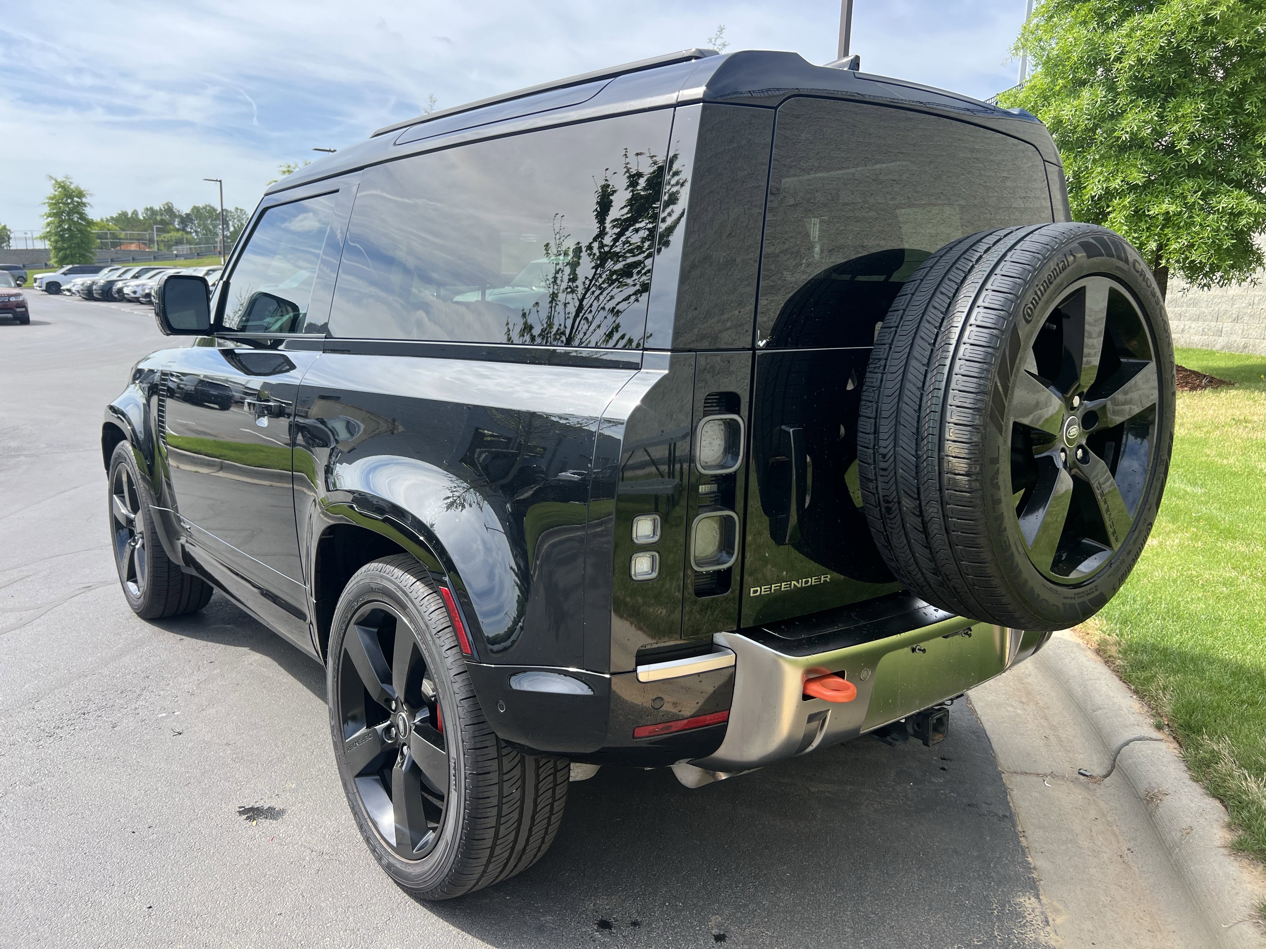 Certified 2023 Land Rover Defender 90 X image 6