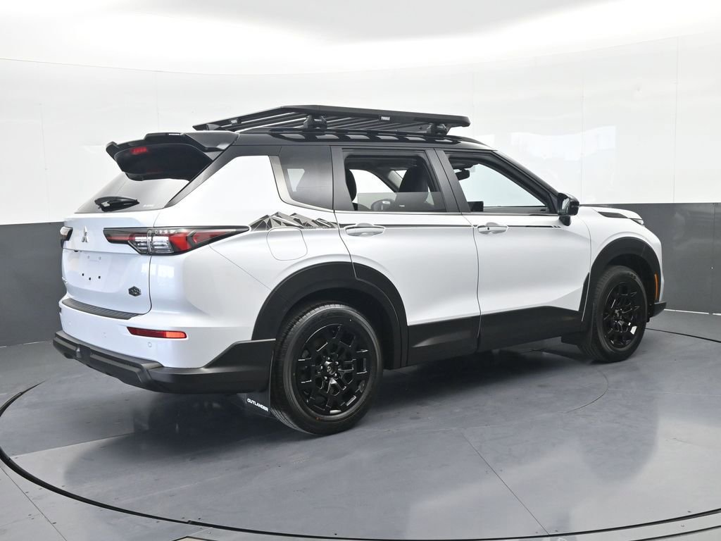 New 2026 Mitsubishi Outlander Trail Edition image 6