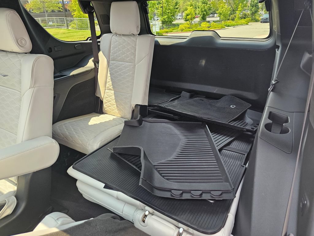 Certified 2026 Cadillac Escalade V w/ LPO, Floor Liner Package AWD/4WD image 18