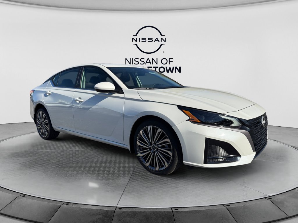 New 2026 Nissan Altima 2.5 SV w/ SV Premium Package AWD/4WD image 7