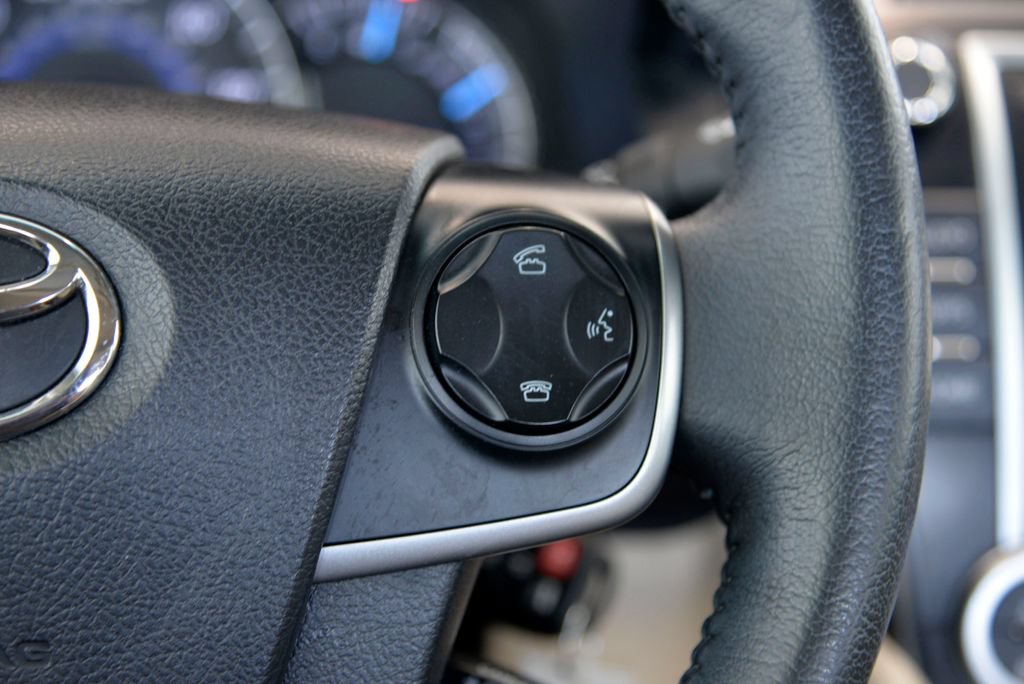 Used 2014 Toyota Camry XLE FWD image 23