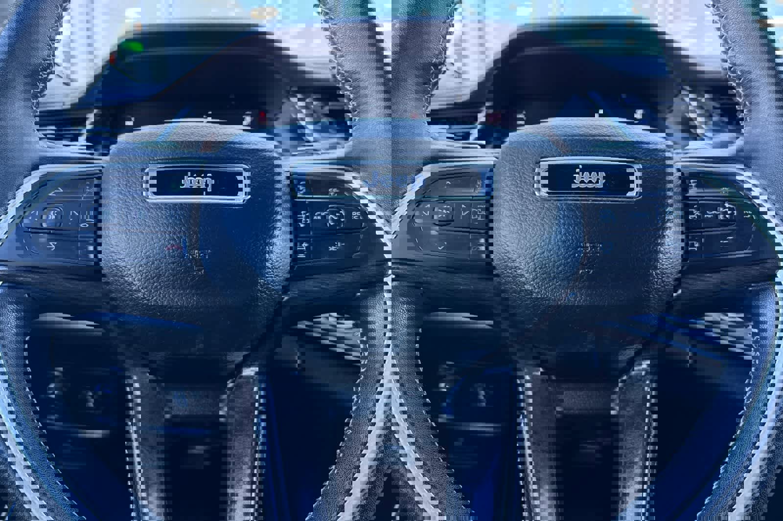 Used 2022 Jeep Grand Cherokee L Limited w/ Trailer Tow Group (B) image 26