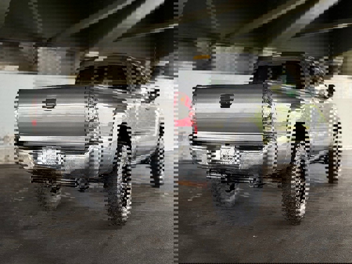 Used 2012 Toyota Tacoma 4x4 Access Cab w/ SR5 Pkg image 3