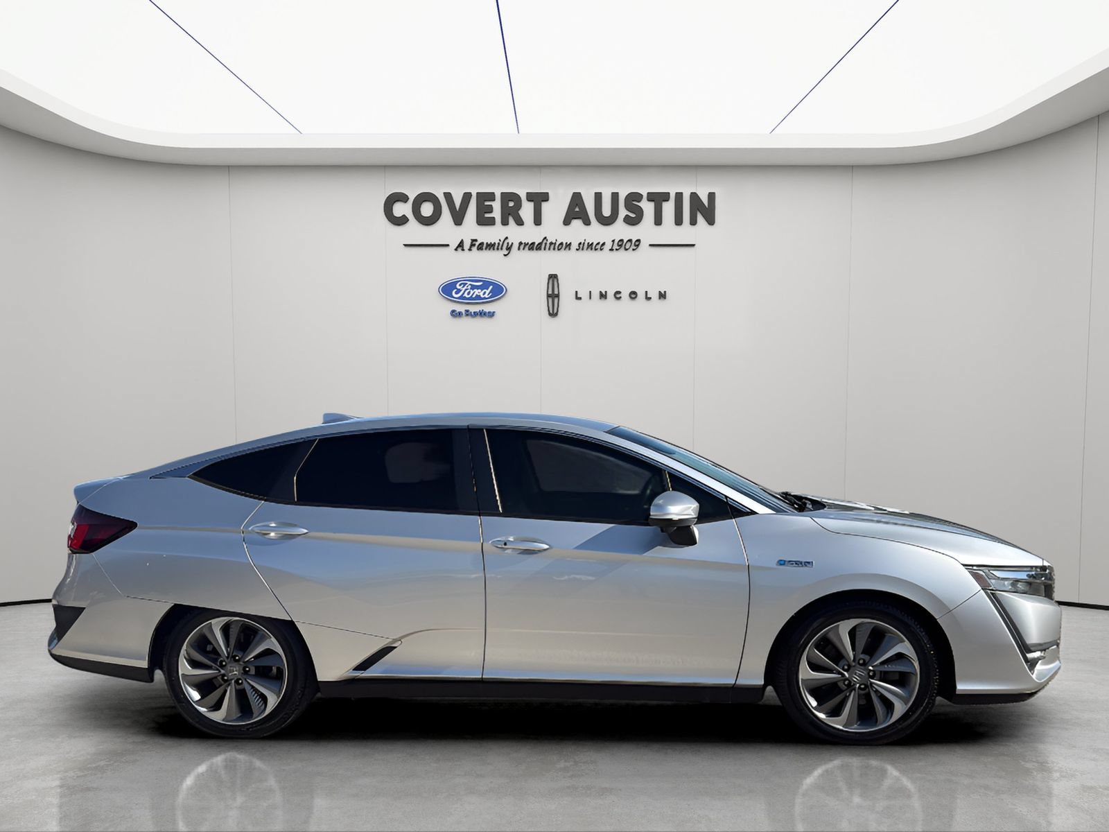 Used 2018 Honda Clarity Touring image 5