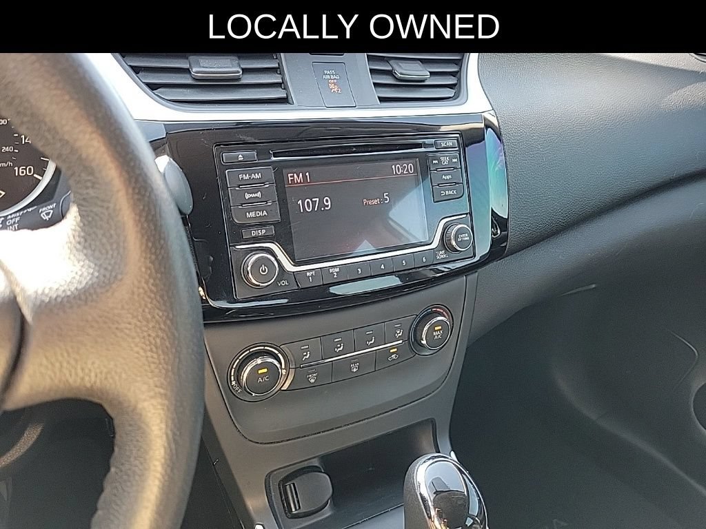 Used 2016 Nissan Sentra SV FWD image 24