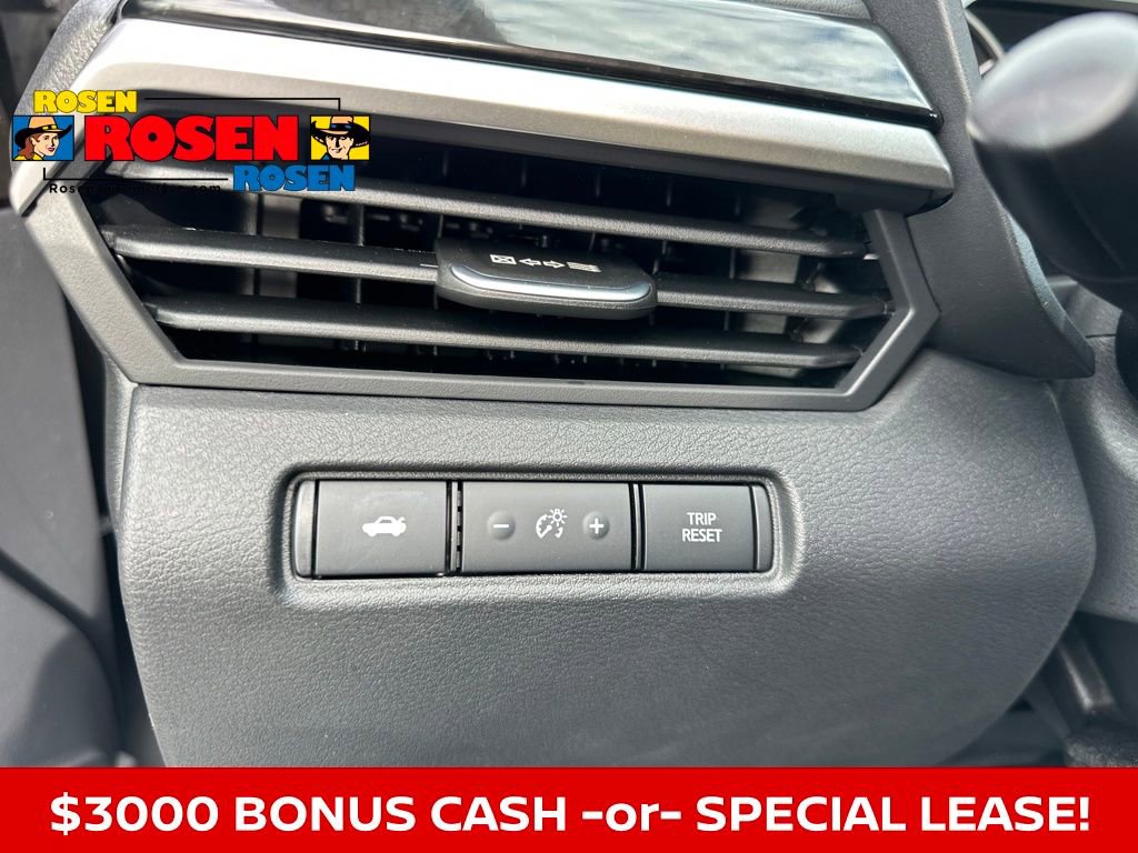 New 2025 Nissan Altima 2.5 SR w/ SR Premium Package image 12