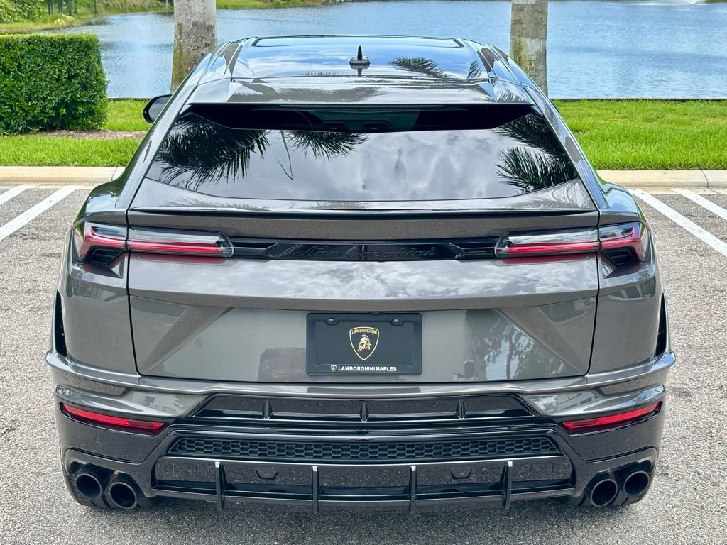 Used 2024 Lamborghini Urus S AWD/4WD image 7