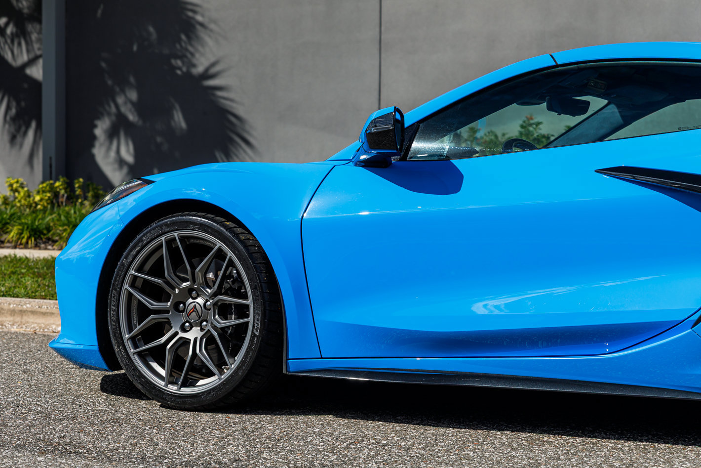 Used 2025 Chevrolet Corvette Z06 RWD image 9