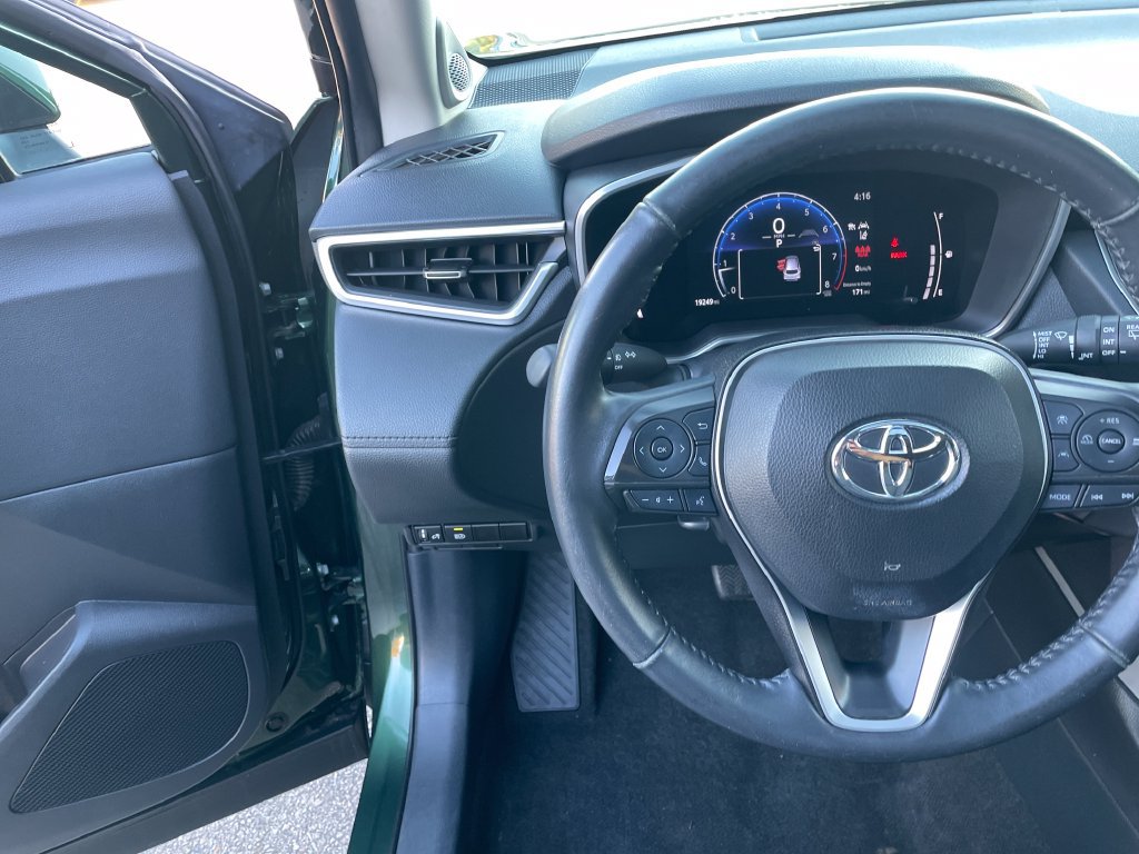 Certified 2023 Toyota Corolla Cross XLE w/ Convenience Package AWD/4WD image 13