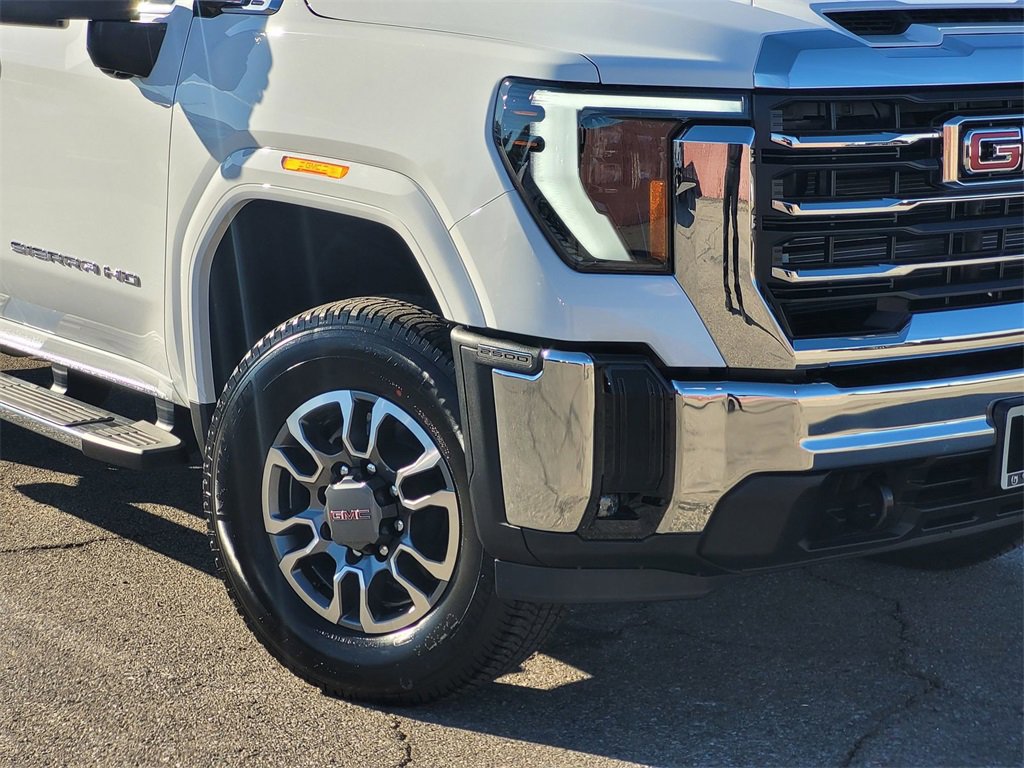 New 2026 GMC Sierra 2500 SLE w/ SLE Value Package; image 6