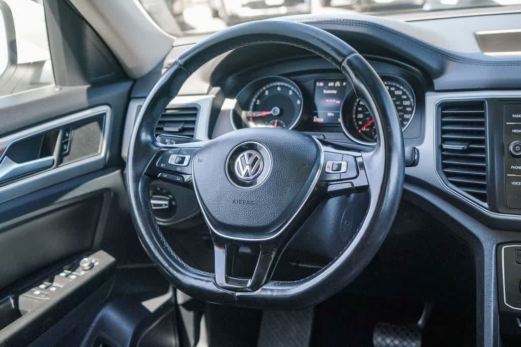 Used 2019 Volkswagen Atlas SE w/ Panoramic Sunroof Package FWD image 14