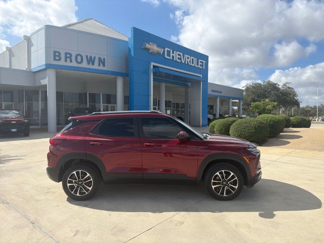 Used 2024 Chevrolet TrailBlazer LT w/ Driver Confidence Package