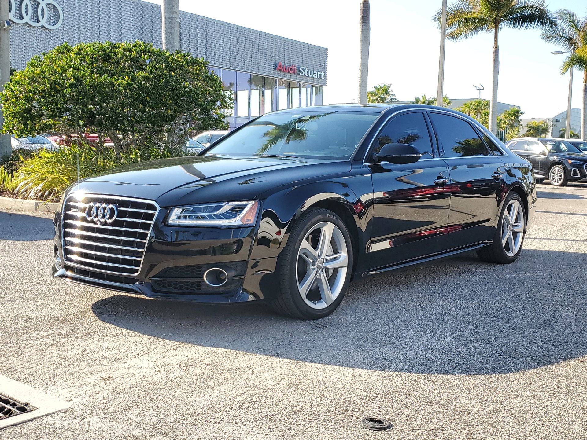 Used 2018 Audi A8 L 3.0T w/ Executive Package image 3