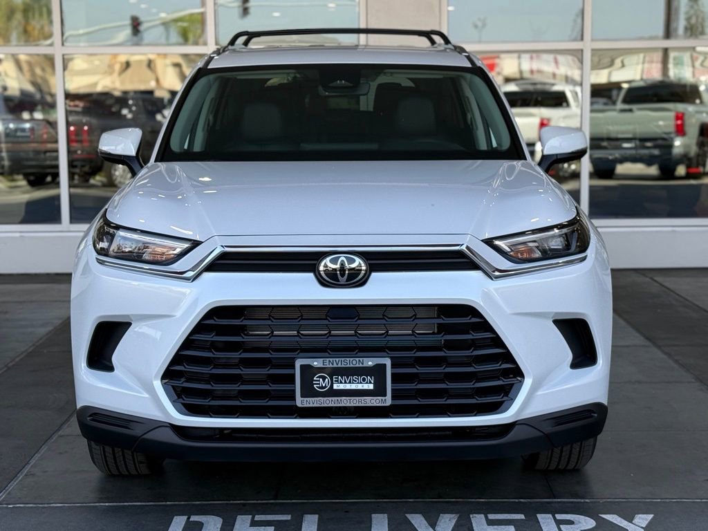 New 2026 Toyota Grand Highlander XLE image 4