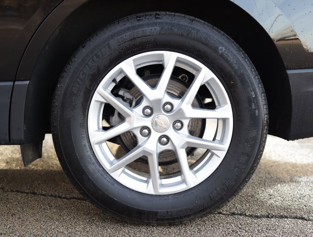 Used 2024 Chevrolet Equinox LT w/ LPO, Floor Liner Package image 34