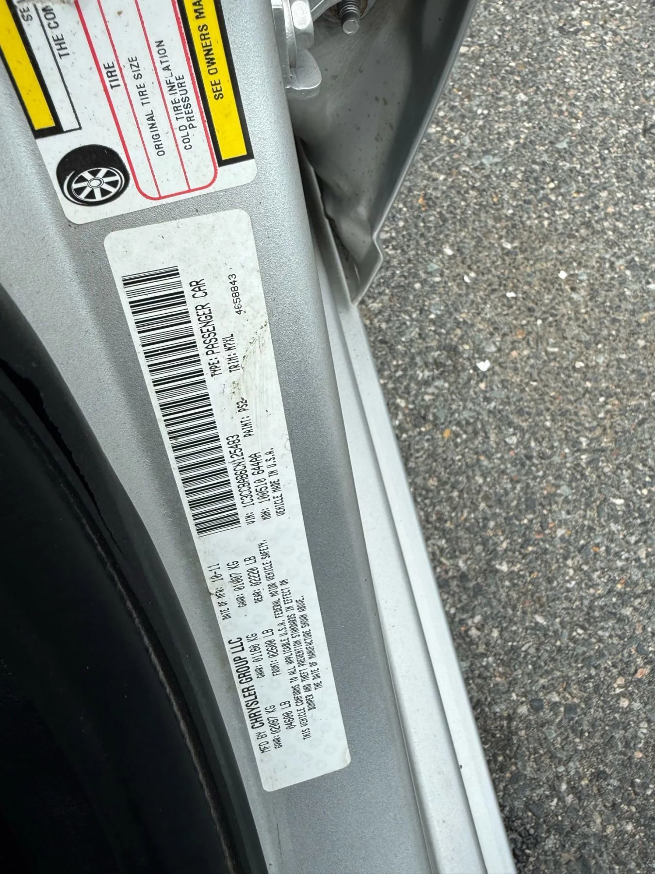 Used 2012 Chrysler 200 LX image 32