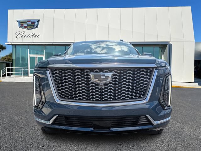 New 2026 Cadillac Escalade ESV Luxury w/ LPO, Radiant Package AWD/4WD image 8