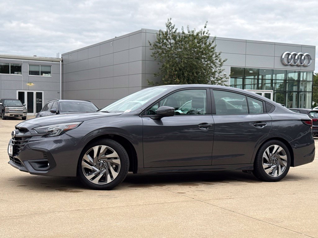 Used 2025 Subaru Legacy Limited AWD/4WD image 6