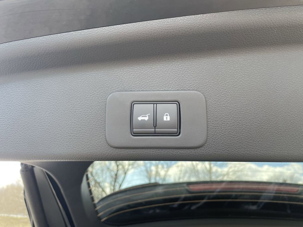 Certified 2025 Nissan Murano SL AWD/4WD image 17