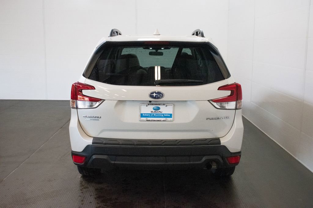 Used 2023 Subaru Forester Premium AWD/4WD image 5