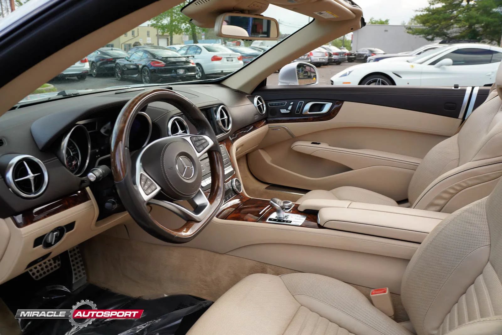 Used 2017 Mercedes-Benz SL 550 image 21