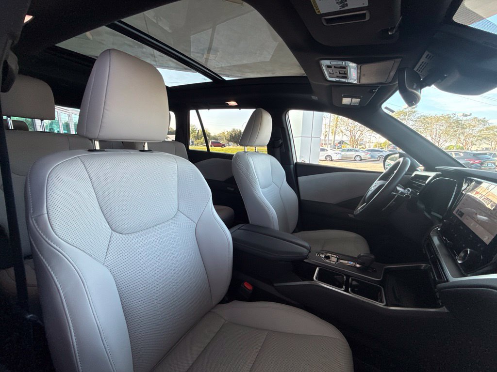 Used 2025 Lexus TX 350 AWD w/ Technology Package image 37