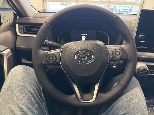 New 2025 Toyota RAV4 XLE image 38