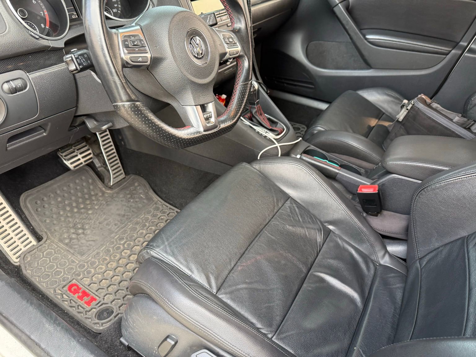 Used 2013 Volkswagen GTI Wolfsburg Edition image 6