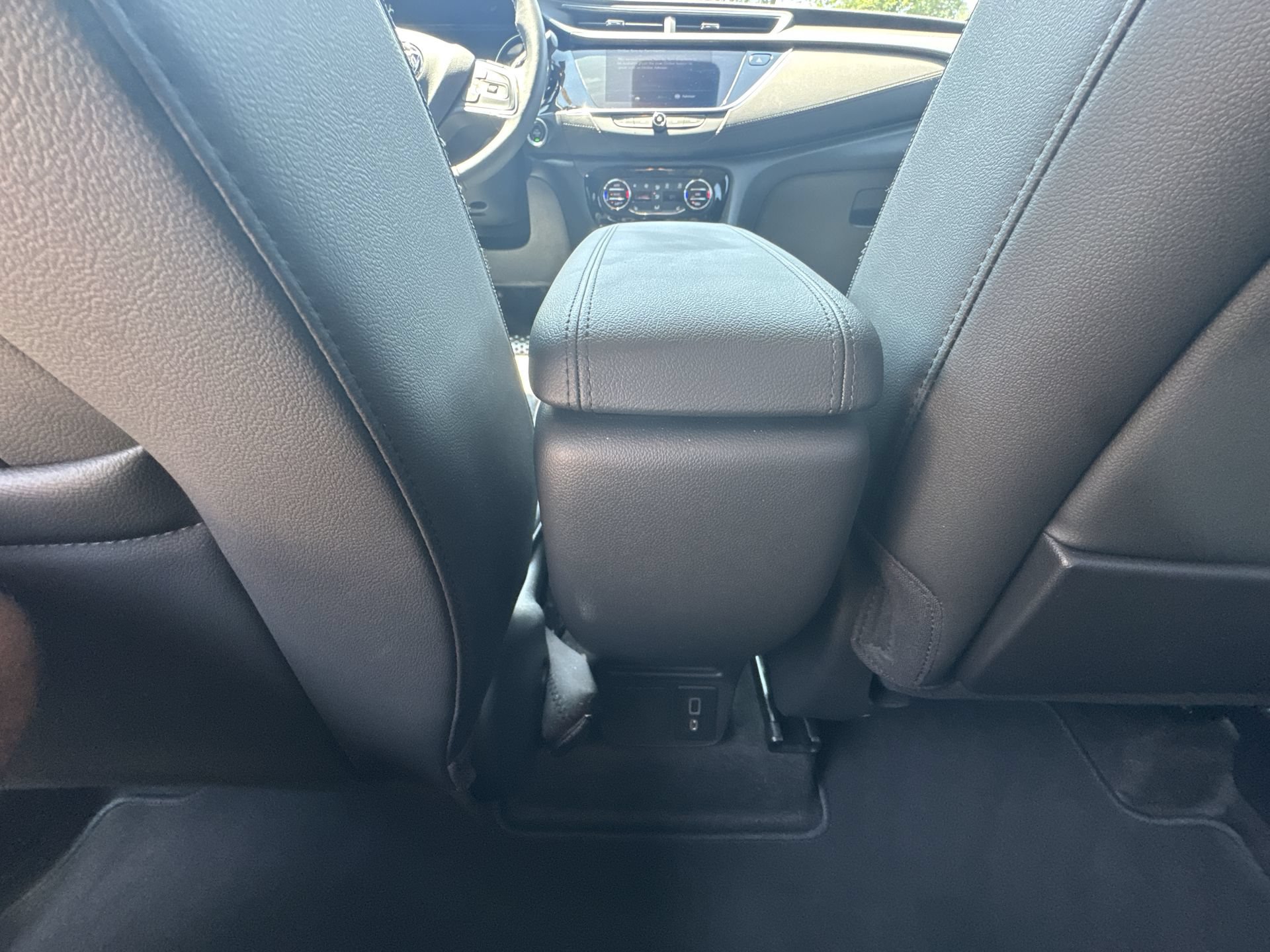 Certified 2023 Buick Encore GX Select w/ Sport Touring Package FWD image 21